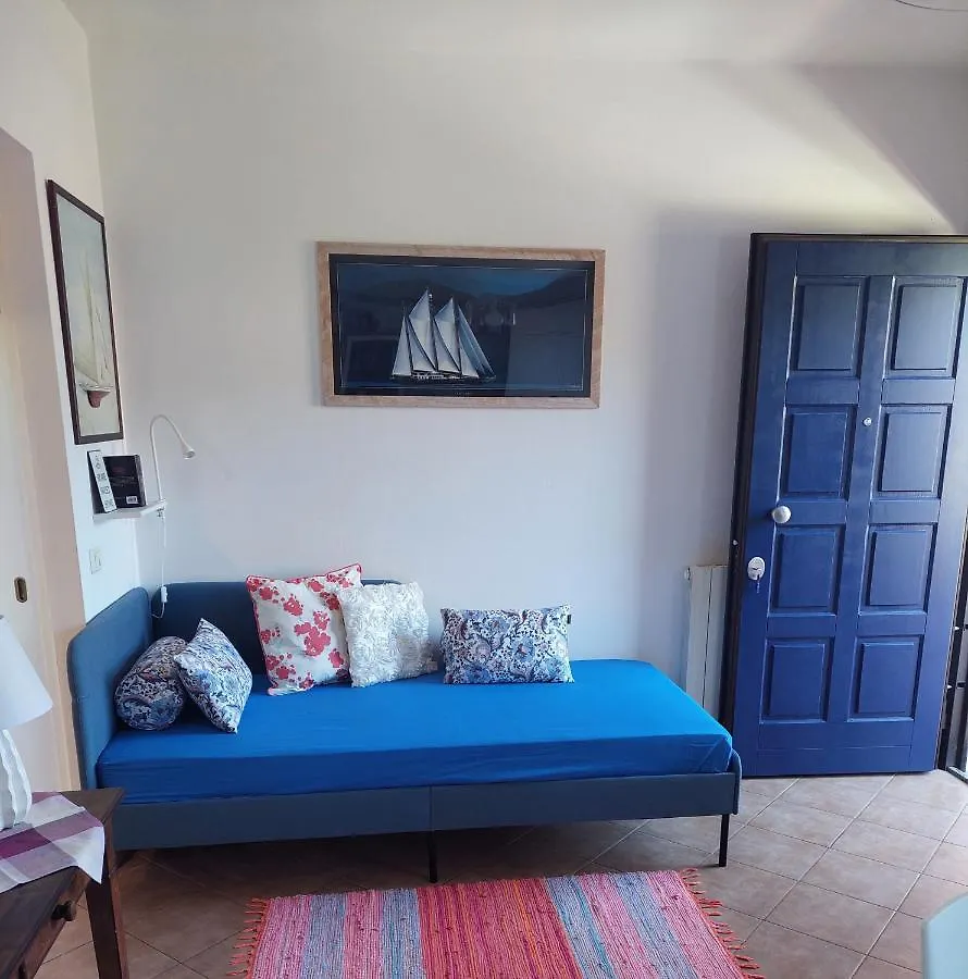 Callistemon Bed & Breakfast Porto Azzurro Italy