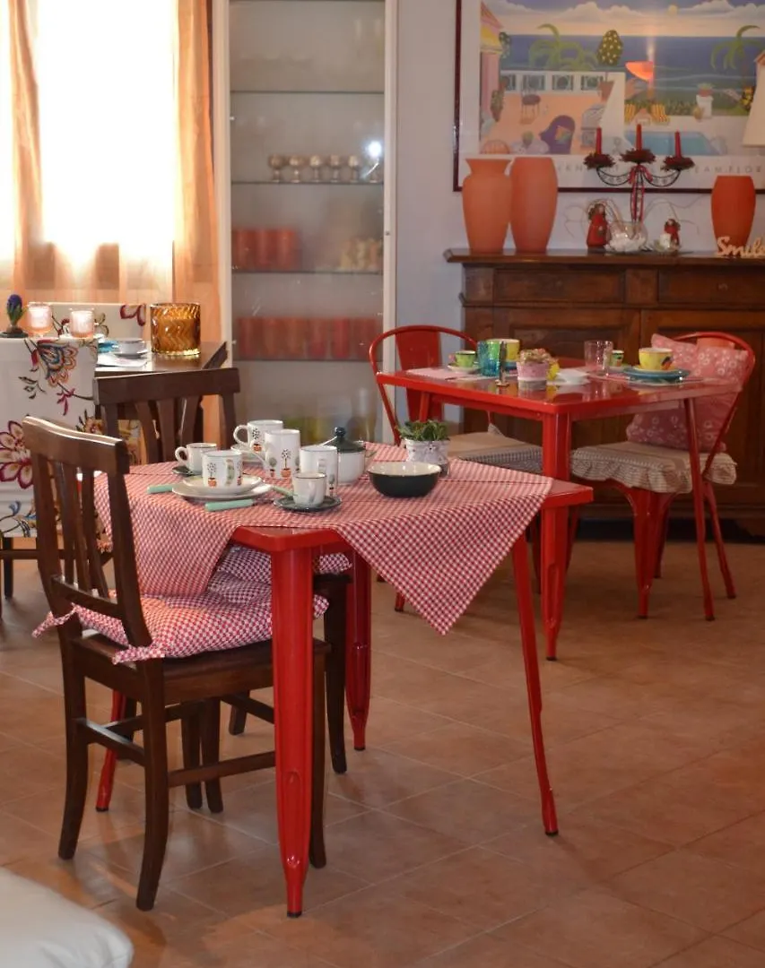 Callistemon Bed & Breakfast Porto Azzurro