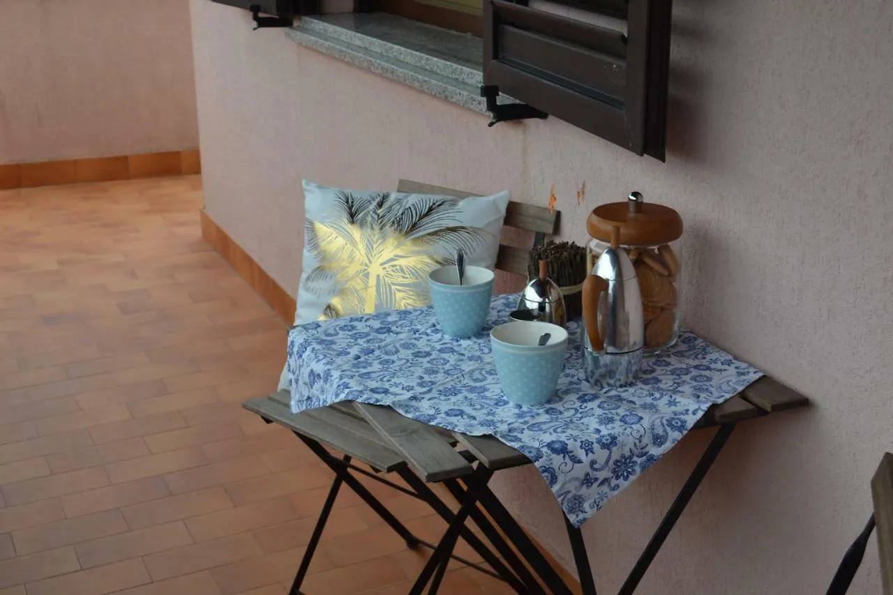 Callistemon Bed & Breakfast Porto Azzurro