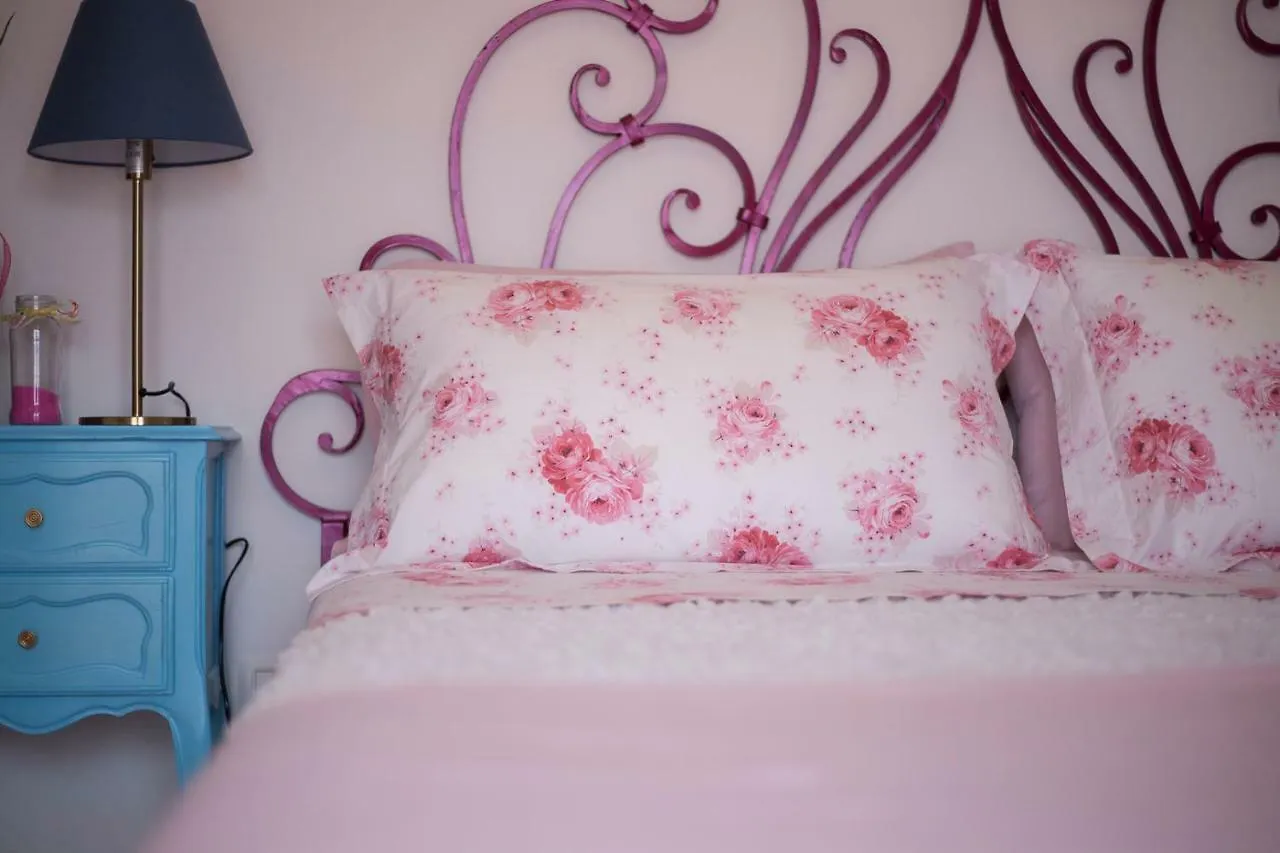 Callistemon Bed & Breakfast Porto Azzurro Italy